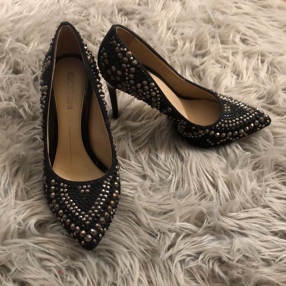 Gianni Bini. Black and silver beaded shoe